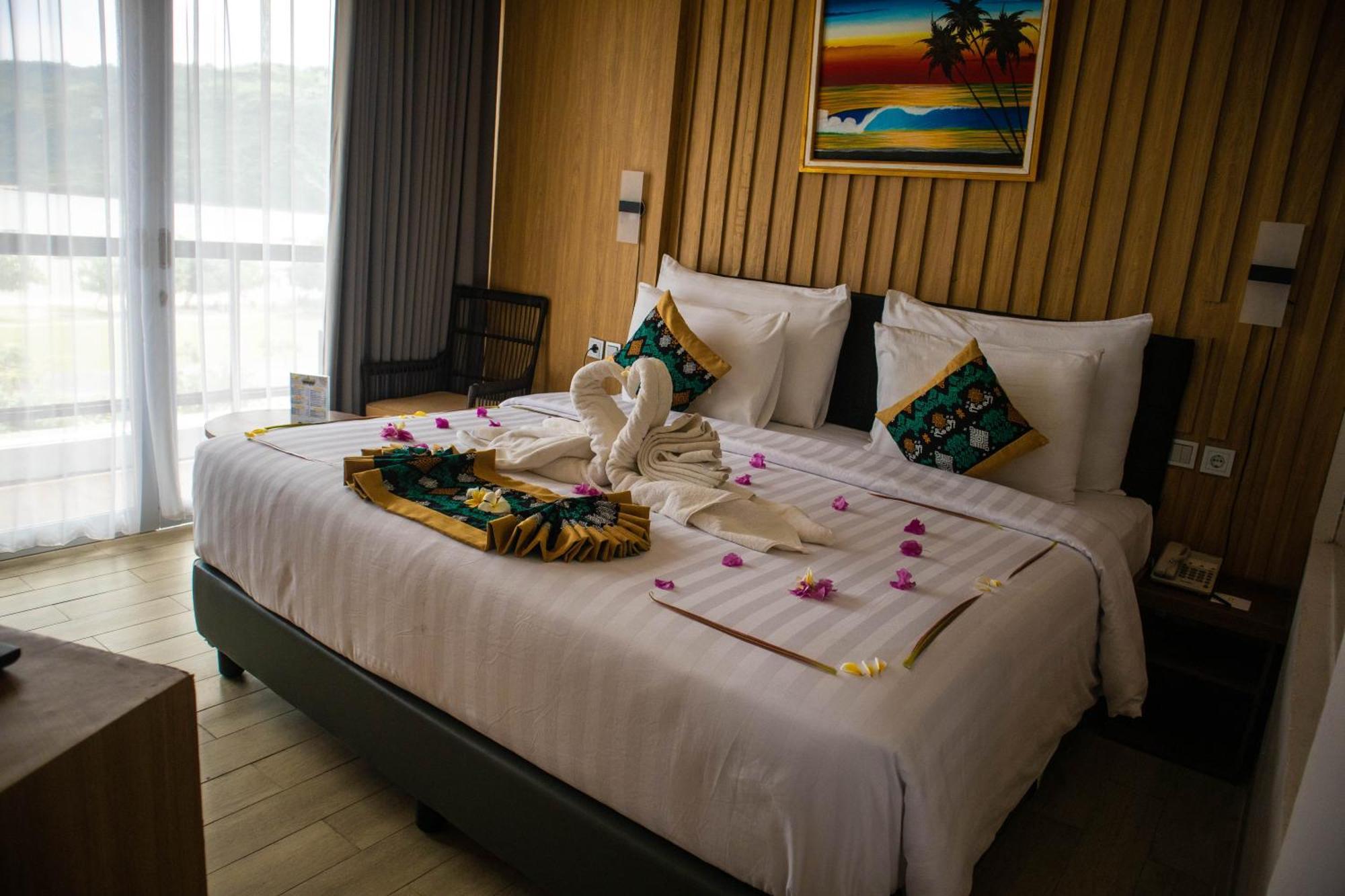 Raja Kuta Mandalika & Convention Hotel 4*